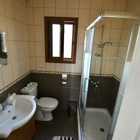 Villa Trachonas *