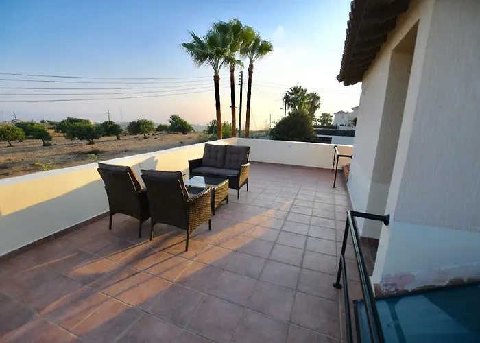 וילה Trachonas *